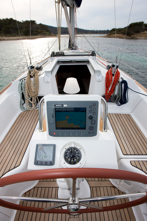 segel charter yacht Oceanis 31 8
